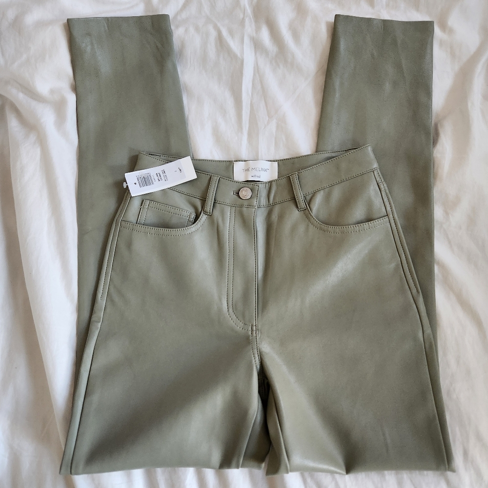 BNWT Aritzia Wilfred THE MELINA Pants Size 2